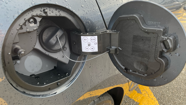 Renault Clio 1.0 TCe 90 RS Line 5dr Petrol Hatchback